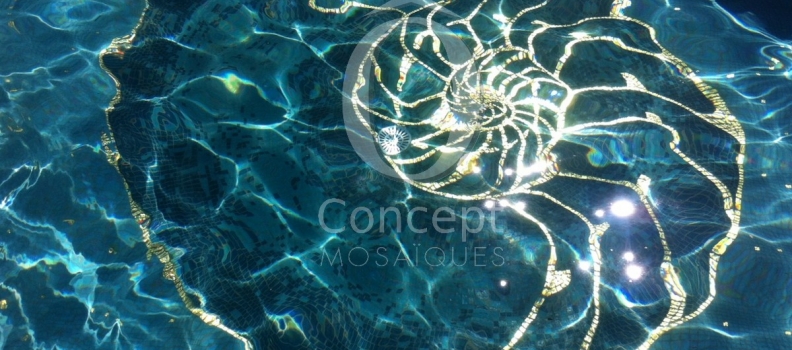 Nautilus: a handmade decor of 24 golden carat mosaïc